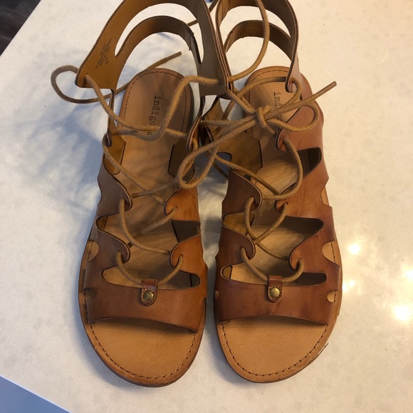 indigo rd gladiator sandals